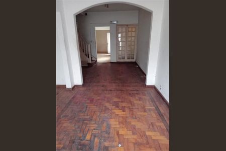 Casa à venda com 150m², 3 quartos e 1 vaga
