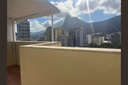 Apartamento à venda com 135m², 2 quartos e sem vaga