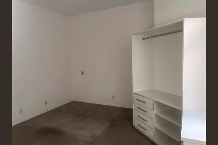 Apartamento à venda com 135m², 2 quartos e sem vaga