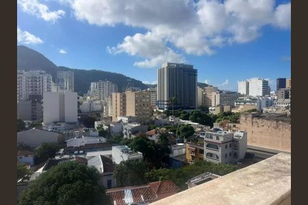 Apartamento à venda com 135m², 2 quartos e sem vaga