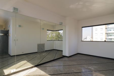 Apartamento à venda com 366m², 3 quartos e 4 vagas Apartamento à venda com 366m², 3 quartos e 4 vagasCobertura