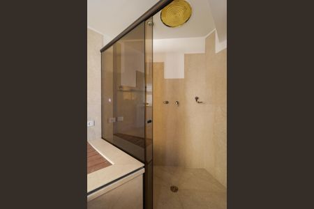 Apartamento à venda com 366m², 3 quartos e 4 vagas Apartamento à venda com 366m², 3 quartos e 4 vagasBanheiro da Suíte 1