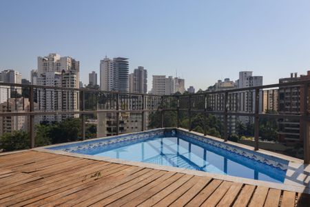 Apartamento à venda com 366m², 3 quartos e 4 vagas Apartamento à venda com 366m², 3 quartos e 4 vagasCobertura