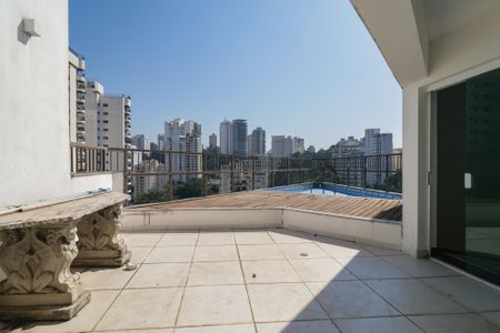 Apartamento à venda com 366m², 3 quartos e 4 vagas Apartamento à venda com 366m², 3 quartos e 4 vagasCobertura