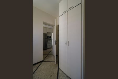 Apartamento à venda com 366m², 3 quartos e 4 vagas Apartamento à venda com 366m², 3 quartos e 4 vagasÁrea de Serviço