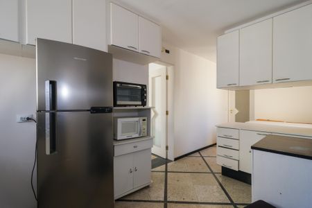 Apartamento à venda com 366m², 3 quartos e 4 vagas Apartamento à venda com 366m², 3 quartos e 4 vagasCozinha