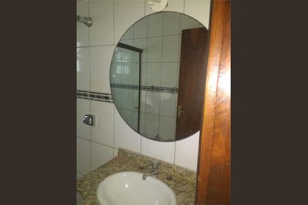 Casa à venda com 3 quartos, 128m² em Vila Carrão, São Paulo