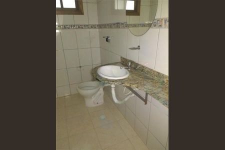 Casa à venda com 3 quartos, 128m² em Vila Carrão, São Paulo