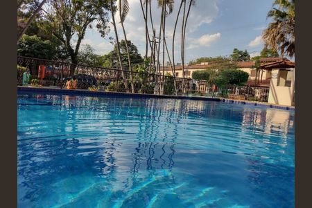 Casa à venda com 257m², 3 quartos e 2 vagas