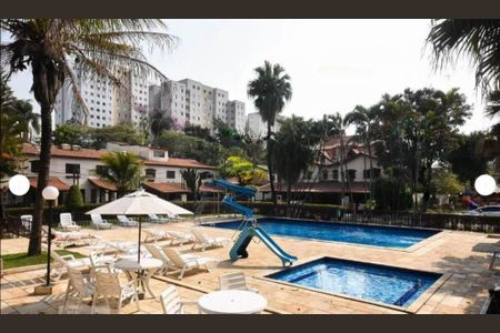 Casa à venda com 257m², 3 quartos e 2 vagas