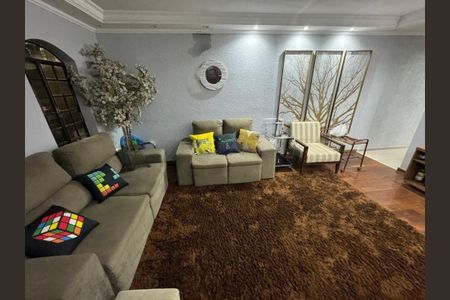 Casa à venda com 257m², 3 quartos e 2 vagas