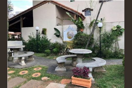 Casa à venda com 257m², 3 quartos e 2 vagas