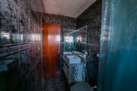 Casa à venda com 119m², 3 quartos e 2 vagasBanheiro da Suíte