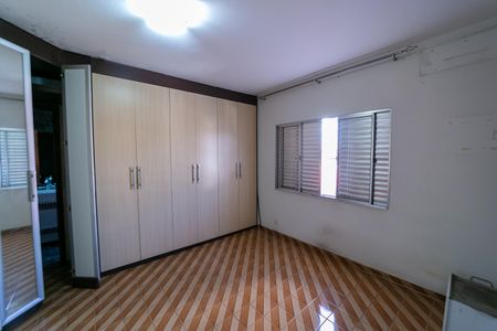 Casa à venda com 119m², 3 quartos e 2 vagasSuíte 