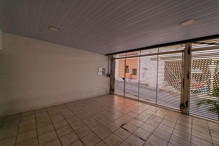Casa à venda com 119m², 3 quartos e 2 vagasGaragem