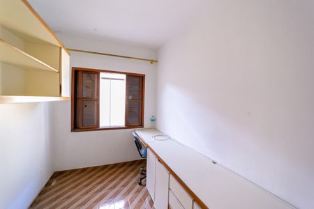 Casa à venda com 119m², 3 quartos e 2 vagasQuarto 2