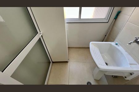 Apartamento à venda com 125m², 3 quartos e 2 vagas Apartamento à venda com 125m², 3 quartos e 2 vagasÁrea de Serviço