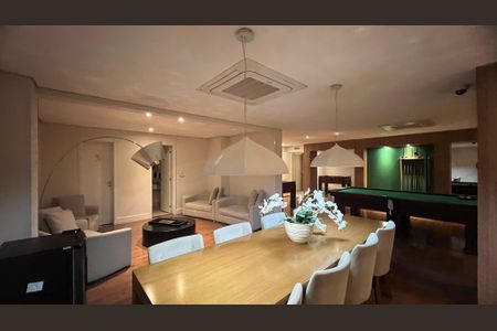 Apartamento à venda com 125m², 3 quartos e 2 vagas Apartamento à venda com 125m², 3 quartos e 2 vagasEnoteca