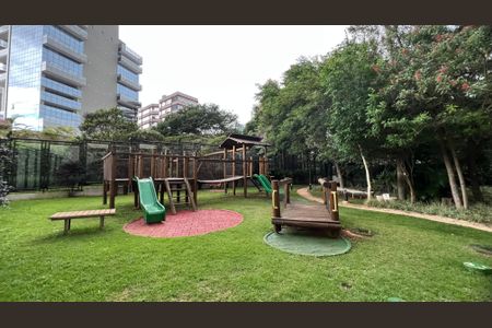 Apartamento à venda com 125m², 3 quartos e 2 vagas Apartamento à venda com 125m², 3 quartos e 2 vagasPlayground