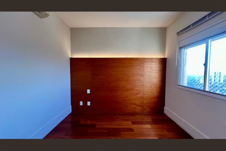 Apartamento à venda com 125m², 3 quartos e 2 vagas Apartamento à venda com 125m², 3 quartos e 2 vagasSuite