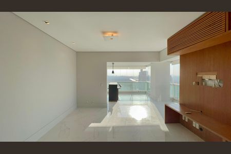 Apartamento à venda com 125m², 3 quartos e 2 vagas Apartamento à venda com 125m², 3 quartos e 2 vagasSala