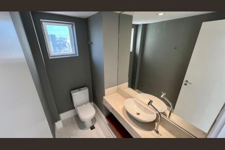 Apartamento à venda com 125m², 3 quartos e 2 vagas Apartamento à venda com 125m², 3 quartos e 2 vagasLavabo