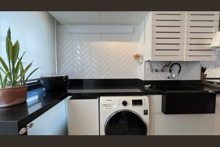 Apartamento à venda com 57m², 2 quartos e 1 vagaÁrea de Serviço