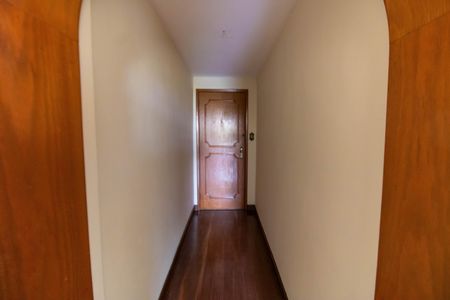 Apartamento à venda com 220m², 4 quartos e 2 vagasSala