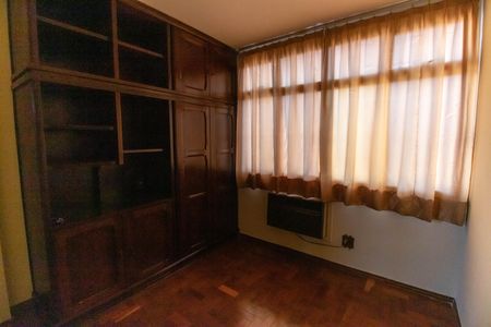 Apartamento à venda com 220m², 4 quartos e 2 vagasQuarto 1