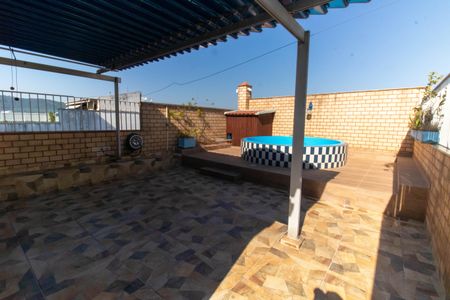 Apartamento à venda com 220m², 4 quartos e 2 vagasCobertura