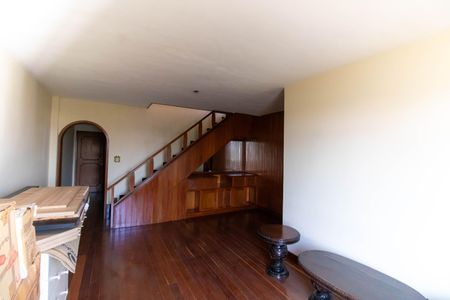 Apartamento à venda com 220m², 4 quartos e 2 vagasSala