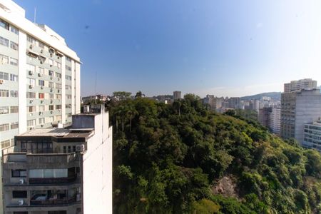 Apartamento à venda com 220m², 4 quartos e 2 vagasVista do Quarto 2