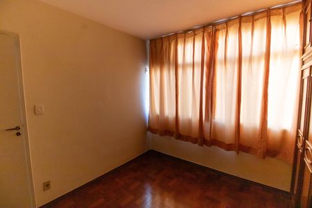 Apartamento à venda com 220m², 4 quartos e 2 vagasQuarto 3