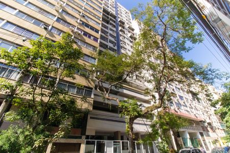 Apartamento à venda com 220m², 4 quartos e 2 vagasFachada