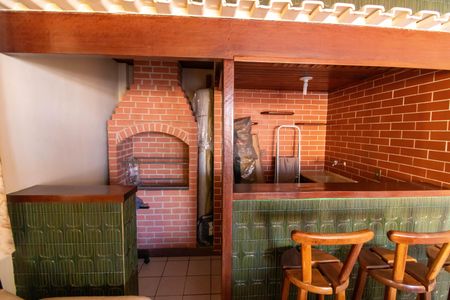 Apartamento à venda com 220m², 4 quartos e 2 vagasCobertura