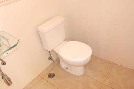 Casa à venda com 312m², 3 quartos e 8 vagasLavabo