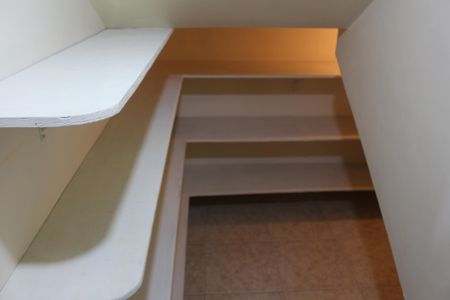 Casa à venda com 312m², 3 quartos e 8 vagasDespensa