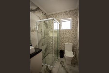 Casa à venda com 256m², 3 quartos e 2 vagasBanheiro