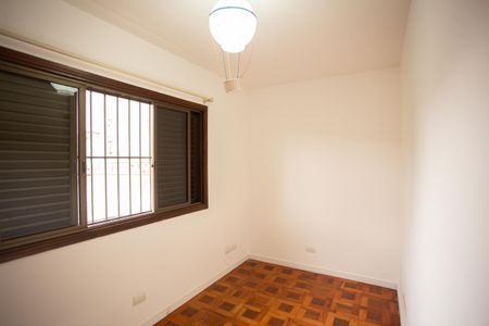 Casa à venda com 256m², 3 quartos e 2 vagasQuarto 2