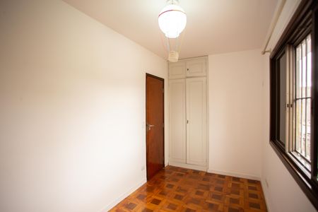 Casa à venda com 256m², 3 quartos e 2 vagasQuarto 2