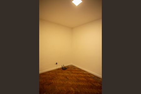 Casa à venda com 256m², 3 quartos e 2 vagasQuarto de Serviço