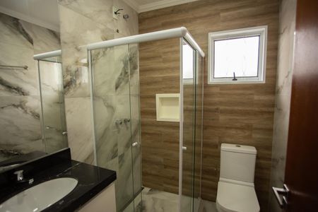 Casa à venda com 256m², 3 quartos e 2 vagasBanheiro