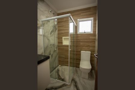 Casa à venda com 256m², 3 quartos e 2 vagasBanheiro