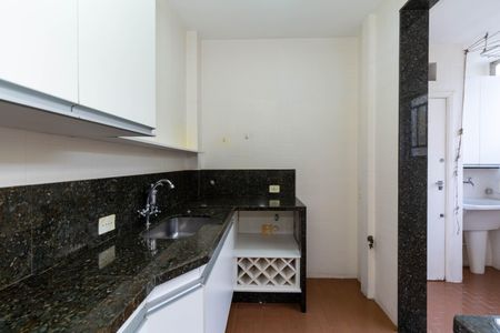 Apartamento à venda com 101m², 2 quartos e 2 vagasCozinha