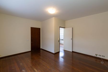 Apartamento à venda com 101m², 2 quartos e 2 vagasSala