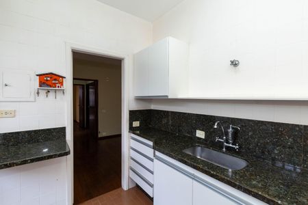 Apartamento à venda com 101m², 2 quartos e 2 vagasCozinha