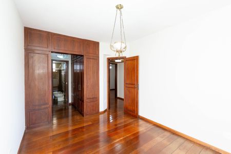 Apartamento para alugar com 180m², 5 quartos e 2 vagasQuarto 4