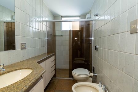 Apartamento para alugar com 180m², 5 quartos e 2 vagasBanheiro 2