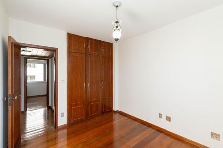 Apartamento para alugar com 180m², 5 quartos e 2 vagasQuarto 3