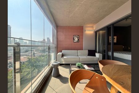 Studio à venda com 50m², 1 quarto e 1 vaga Studio à venda com 50m², 1 quarto e 1 vagaVaranda